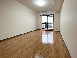 メゾングレース野洲 108 1階1Kのリビング/ダイニング