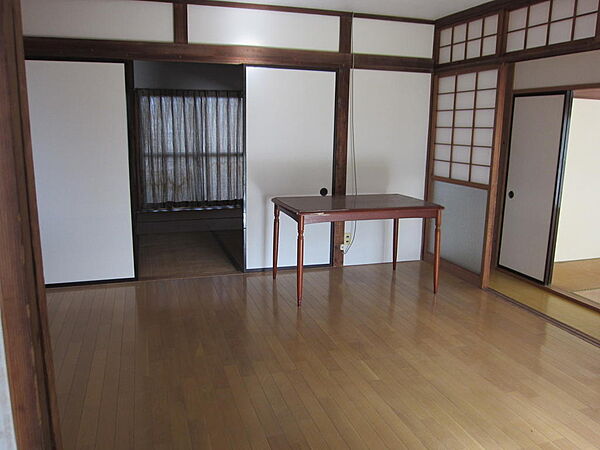 室内