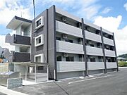 飫肥駅より徒歩14分 築13年3ヶ月 3階建の賃貸物件