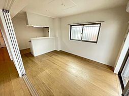 コト　パレス 301 3階2LDKのリビング/ダイニング