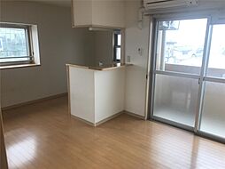 ユーミー西町 201 2階2LDKのリビング/ダイニング