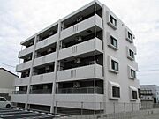 延岡駅より徒歩23分 築7年10ヶ月 4階建の賃貸物件