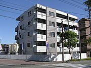 油津駅より徒歩7分 築14年8ヶ月 4階建の賃貸物件
