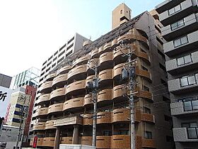 岩井橋ロイヤルハイツ  ｜ 愛知県名古屋市中川区松重町4番7号（賃貸マンション1K・8階・18.56㎡） その1