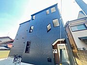 守山駅より徒歩3分 築2年 3階建の賃貸物件