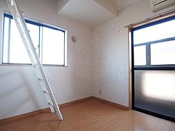 ルミナス 1階1Kのリビング/ダイニング