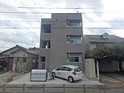 小幡駅より徒歩5分 築7年 3階建の賃貸物件