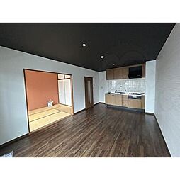 クレスト篠木 3階2LDKのリビング/ダイニング