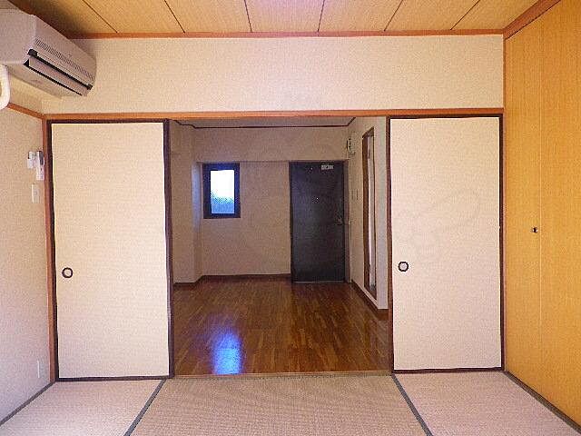 寝室