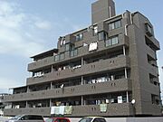 高畑駅より徒歩18分 3階 築32年4ヶ月の賃貸物件
