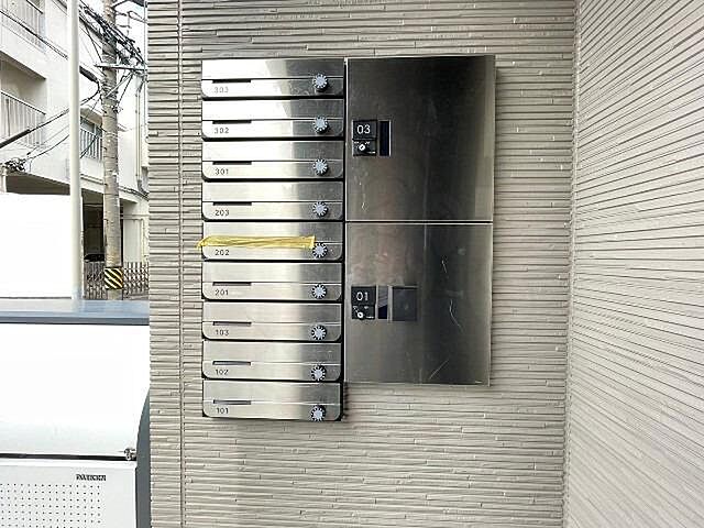 5 / 9