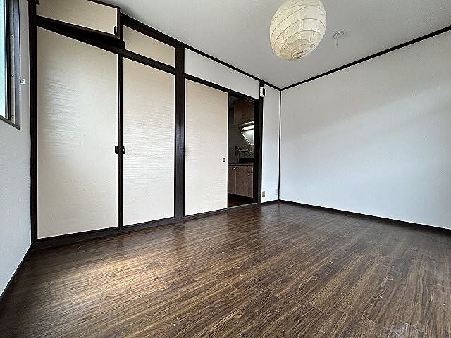 寝室