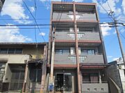 丸太町駅より徒歩7分 4階 築25年9ヶ月の賃貸物件