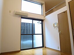 ロフティ同志社北 1階1Kのリビング/ダイニング