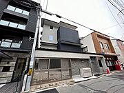 今出川駅より徒歩24分 3階 築1年11ヶ月の賃貸物件