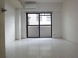 モン・エスト東福寺 206 2階1Kのリビング/ダイニング