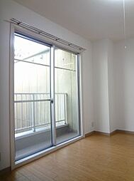 フラット・オク 307 3階1Kのリビング/ダイニング