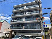 藤森駅より徒歩2分 2階 築25年2ヶ月の賃貸物件