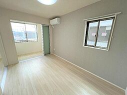 セレニティ宮野和 2階1LDKのリビング/ダイニング