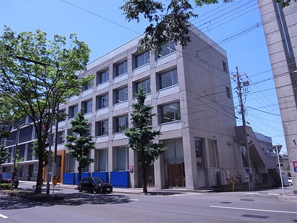 画像21:京都芸術デザイン専門学校（837m）