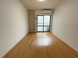 メゾン東一条 22 2階ワンルームのリビング/ダイニング