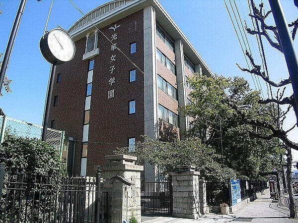 画像14:京都光華女子大学（618m）