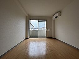 メゾン・ド・ハラ 205 2階1Kのリビング/ダイニング