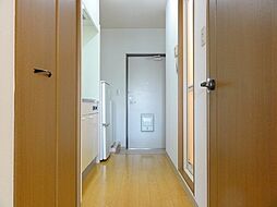 パラドール西院PART-III 203 3階1Kのリビング/ダイニング