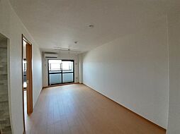 ヴィラ　アルシオーネ 3階2LDKのリビング/ダイニング