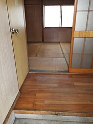 青森県八戸市白銀三丁目2番11　コーポサンエイ 6・8・10号室 1階2Kのリビング/ダイニング