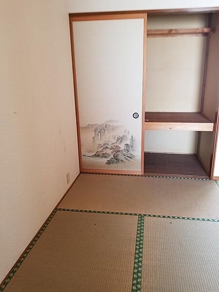 detached 青森県十和田市東十四番町21-29-2
地図を見る