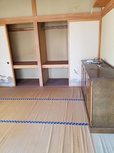 detached 青森県十和田市東十四番町21-29-2
地図を見る