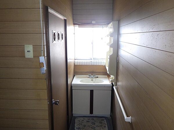 detached 青森県むつ市大畑町兎沢17-96
地図を見る