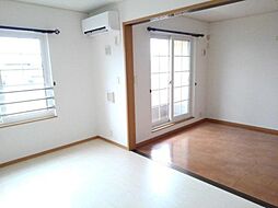 JR水戸線 結城駅 徒歩27分の賃貸アパート 2階2LDKのリビング/ダイニング