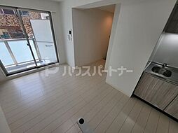 ドムス北千住 303 3階ワンルームのリビング/ダイニング