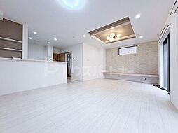 足立区西新井4丁目戸建 1 1階3LDKのリビング/ダイニング