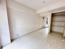 パークサイド関 204 2階ワンルームのリビング/ダイニング