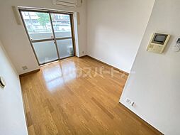 ＷＩＮＧ 101 1階1Kのリビング/ダイニング