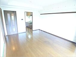 ピア親水公園 403 4階3LDKのリビング/ダイニング