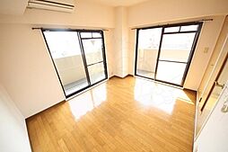 メゾンケイティーエス 5階1Kのリビング/ダイニング