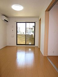 ベルコロレII 101 1階2Kのリビング/ダイニング