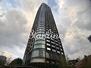 乃木坂駅より徒歩3分 築7年9ヶ月 44階建の賃貸物件