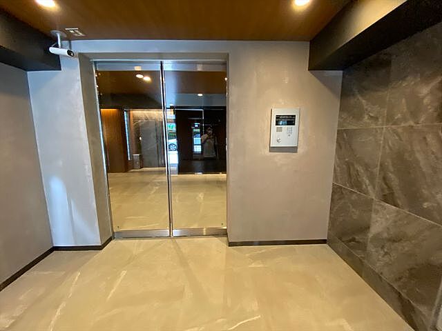 エントランス