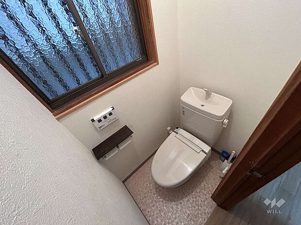 トイレ。ウォシュレット付のトイレです。［2023年7月7日撮影］