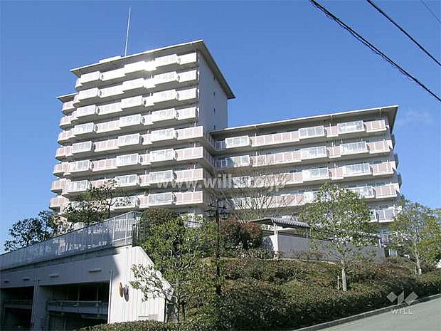 パークハウス猪名川壱番街A棟の外観（南側から）