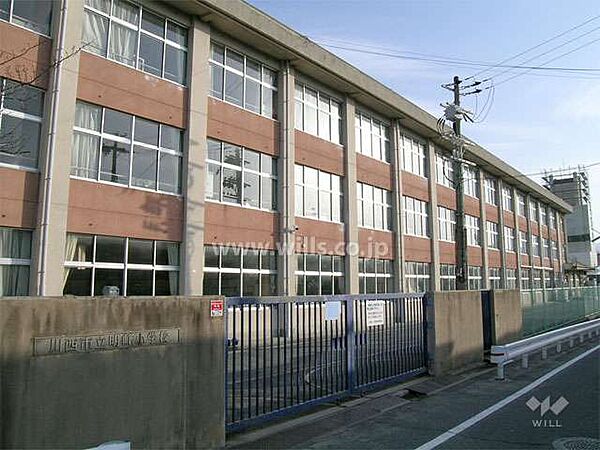明峰小学校[公立]の外観