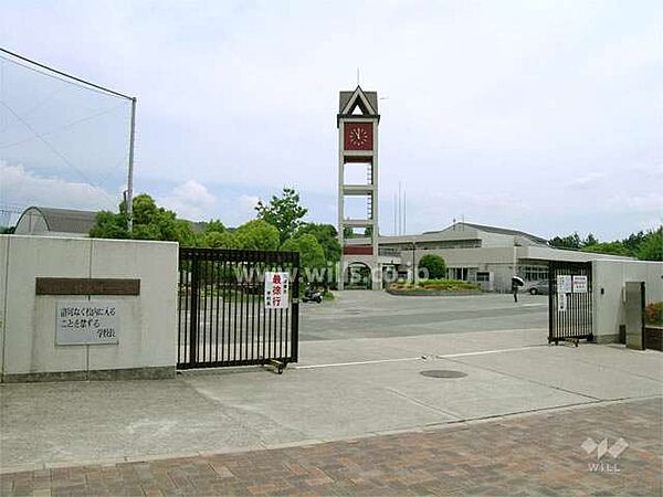 猪名川中学校[公立]の外観