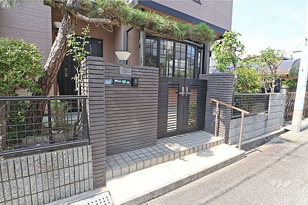 物件の玄関［2026年7月30日撮影］