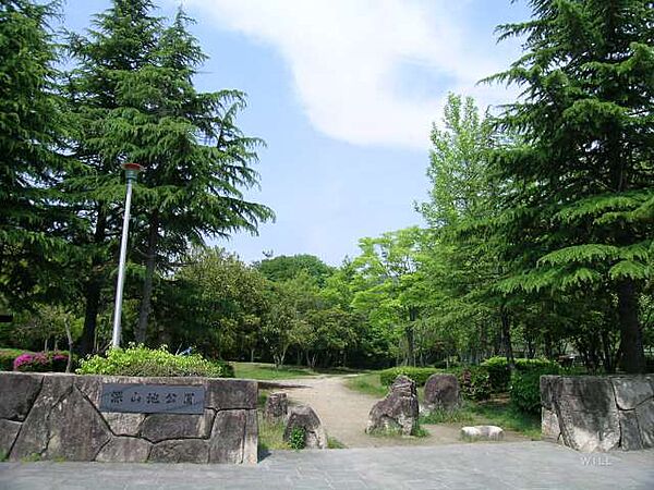 深山池公園の外観