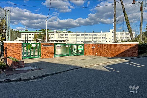 緑台中学校[公立]の外観